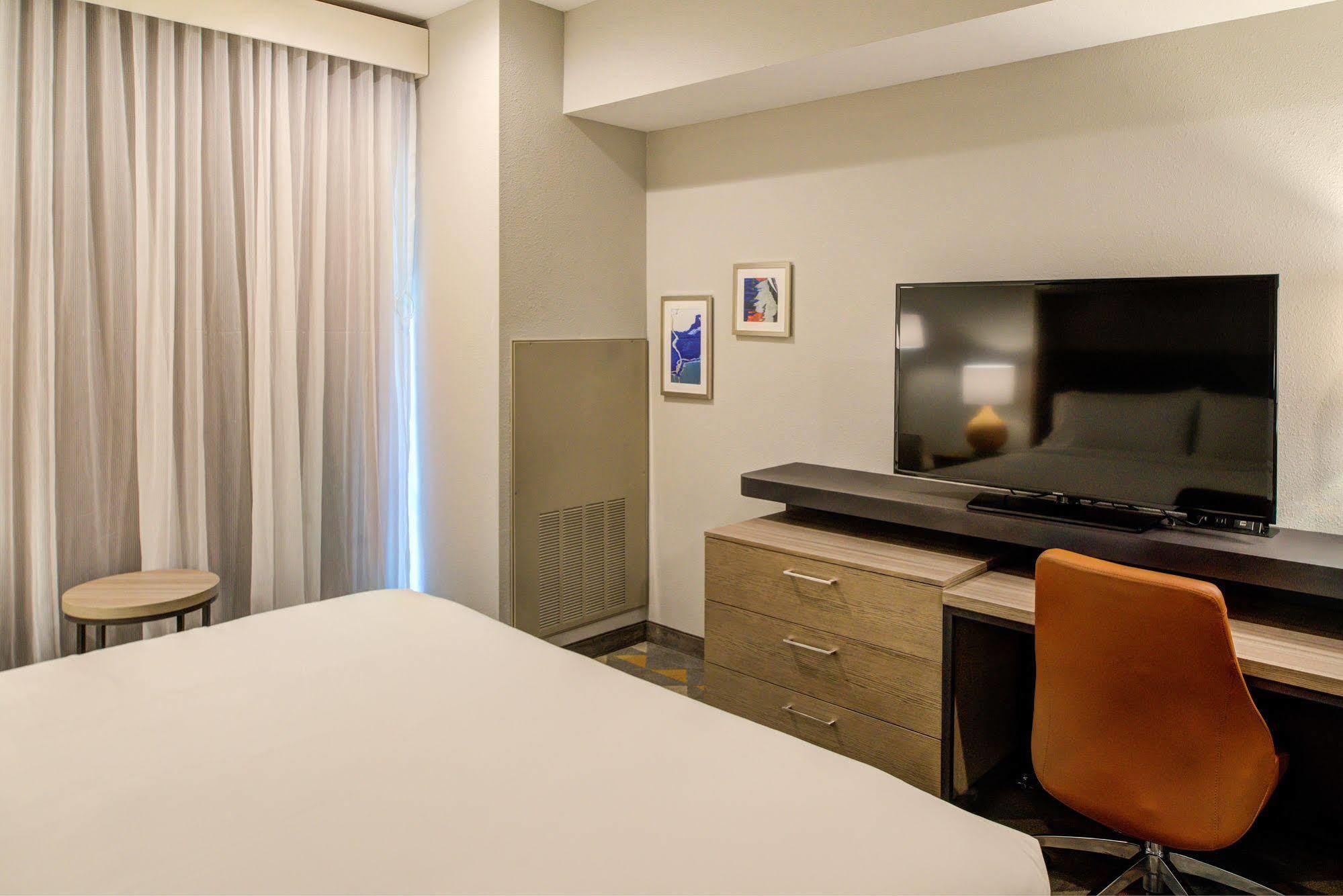 Holiday Inn Hotel & Suites - Houston West - Katy Mills By Ihg Eksteriør billede